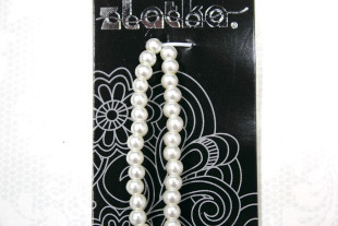 Бусины стеклянные под жемчуг 4 мм 108 шт на нити №03 св.кремовый