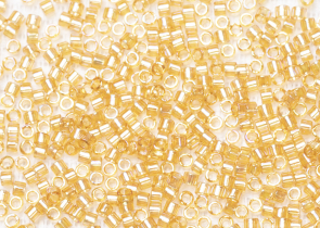 Бисер Япония MIYUKI Delica цилиндрический 11/0 5г DB-0100 светло-янтарный прозрачный радужный